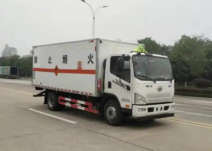 上杭爆破器材运输车可以上高速吗？