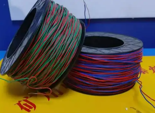 上杭放炮线的主要材质有哪些？不同材质的适用场景有何区别？